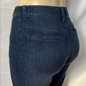 DEMOCRACY Jeans Women’s Tummy Control Size 6 Cropped Fray Cuffed Hem Indigo NWOT